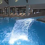 Отель Le Grand & 4*