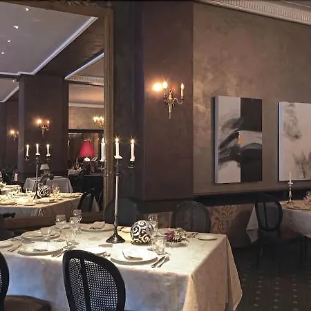 Hotel Le Grand &